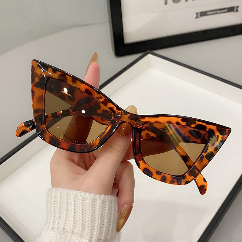 Kacamata Hitam Vintage Bingkai - Sunglasses Cat Eye ulasan dan harga